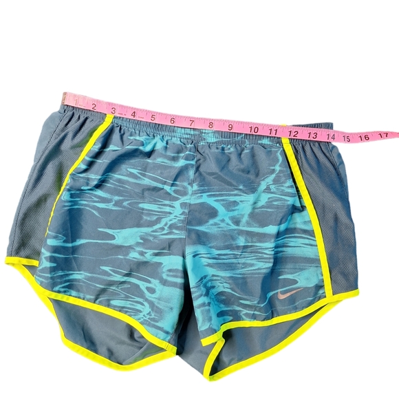 Nike Dri-fit shorts - Picture 5 of 8